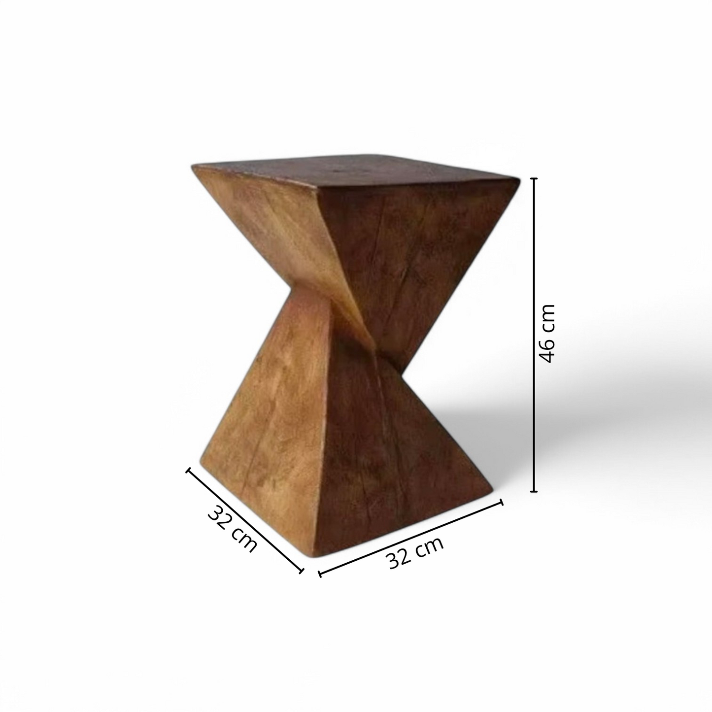 Geometrischer Akzenttisch aus massivem Holz